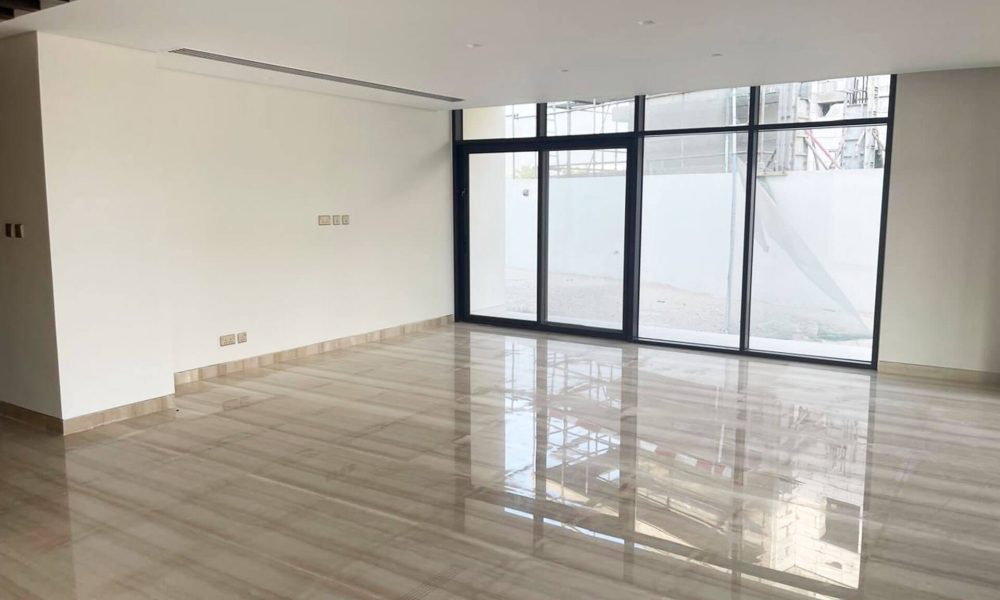 Modern-Chic-Living-Room---Before